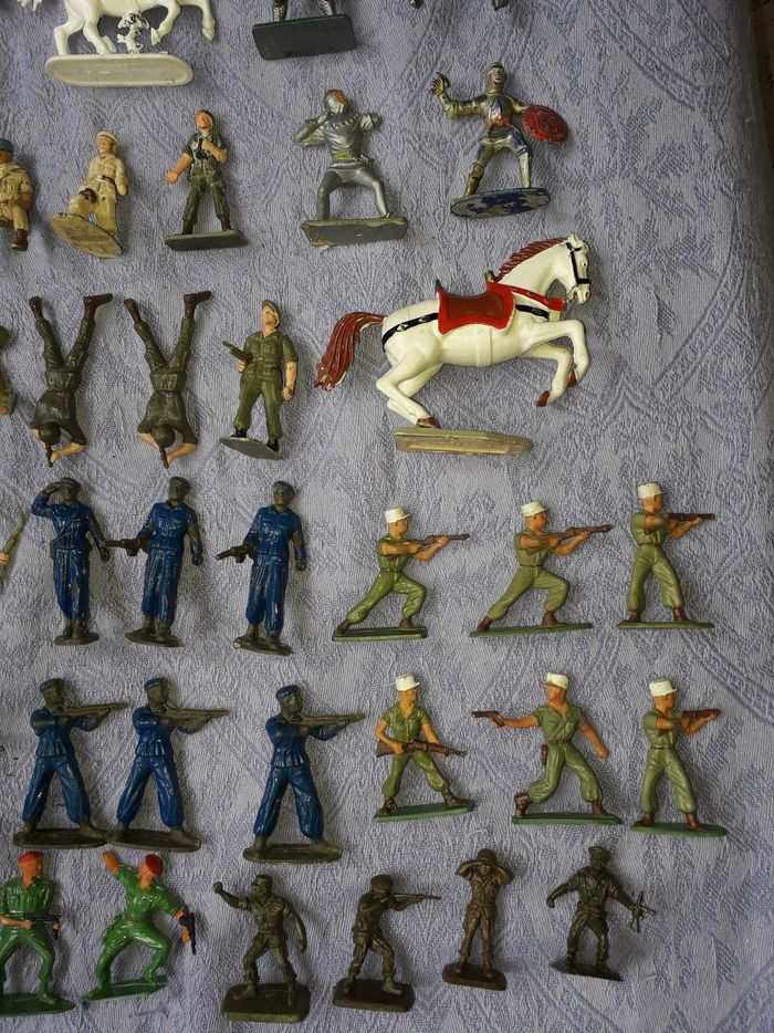 Starlux Timpo et autres figurines vintage années 60 - 70 . - photo numéro 3