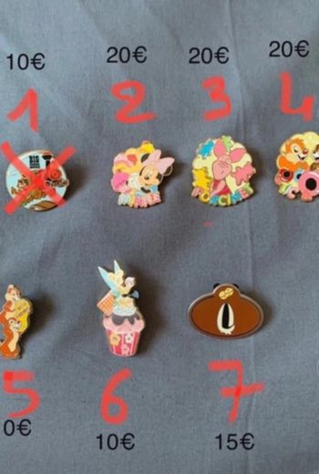 Différents pin’s Disney