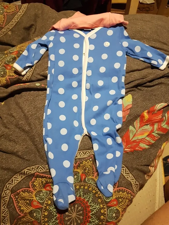 Ensemble petit bateau 6 mois - photo numéro 4
