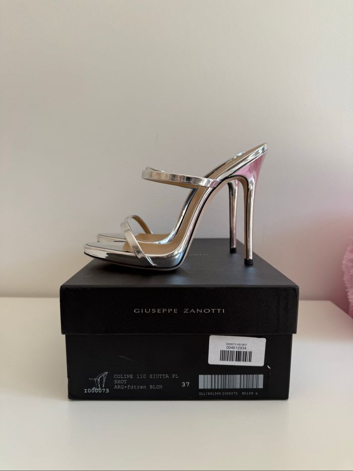 Sandales à talons Giuseppe Zanotti - photo numéro 3