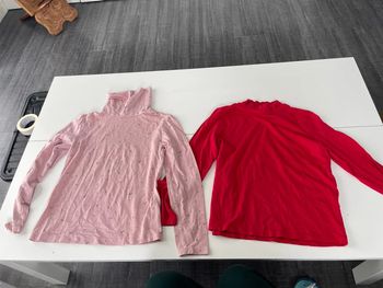 Lot de 2 tee-shirts manche longue col roulé taille 10 ans