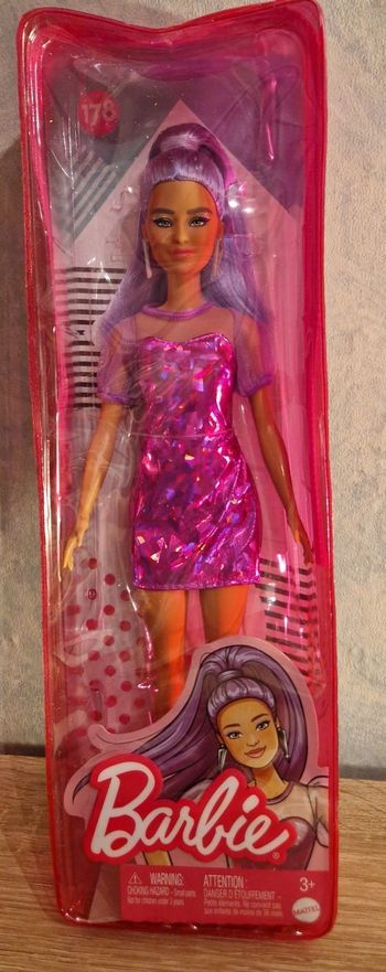 Poupée Barbie