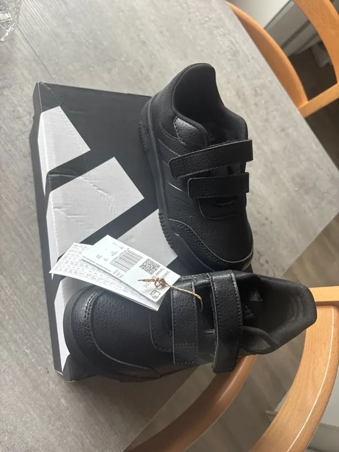 Basket adidas taille 32 - photo numéro 6
