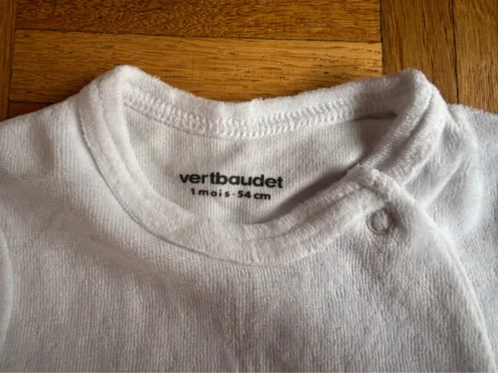 Pyjama Vertbaudet 1 mois comme neuf - photo numéro 3