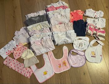 Lot vêtements bébé 1 mois 29 pièces
