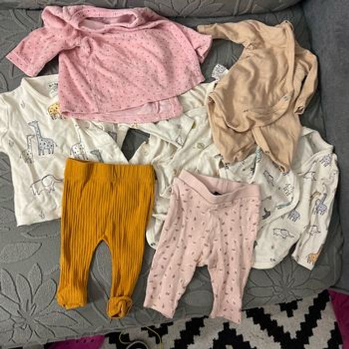 Grand Lot vêtement  pour fille une cinquantaines de pièces - photo numéro 6