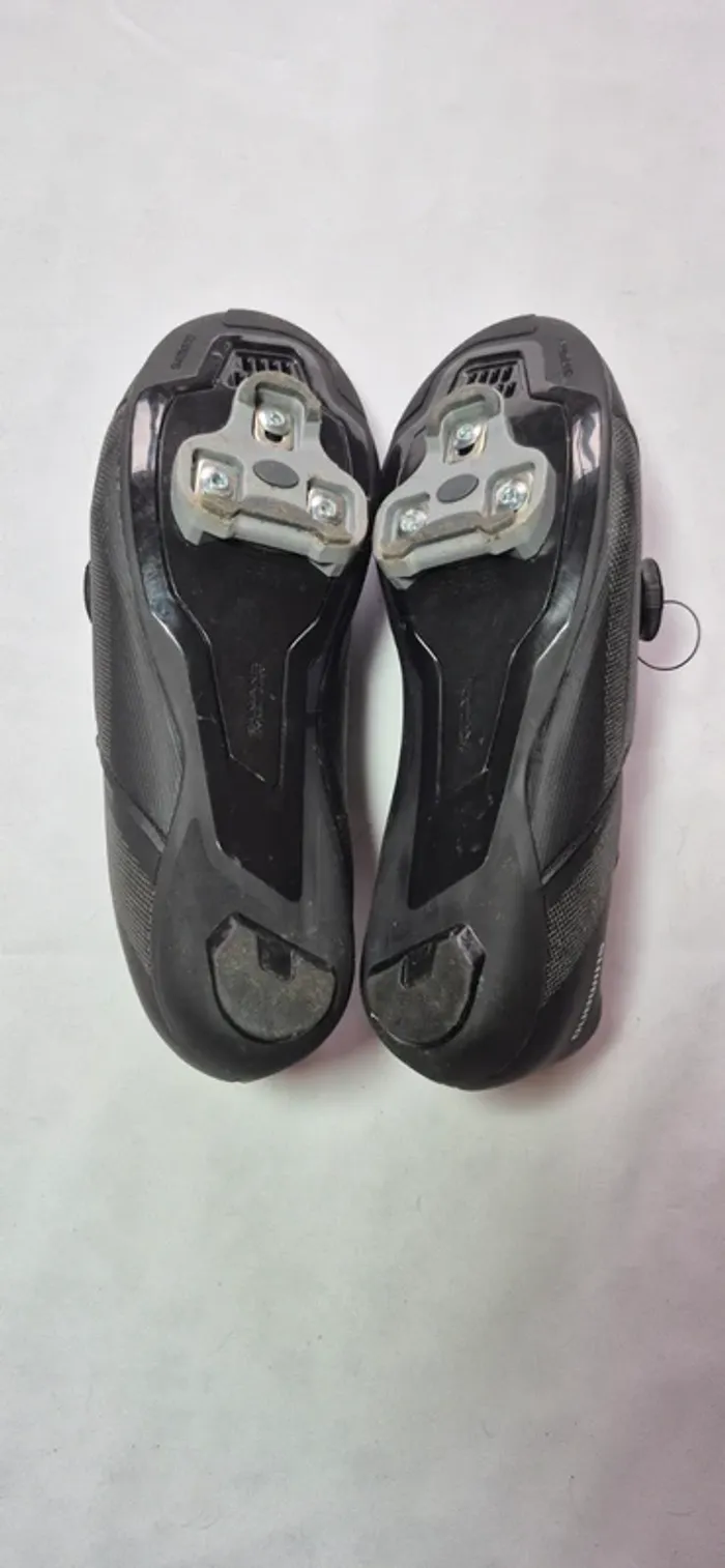 Chaussures Shimano 42 - photo numéro 4