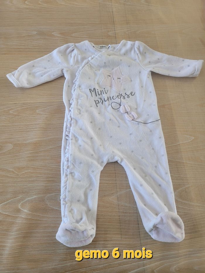 2 pyjamas - photo numéro 3