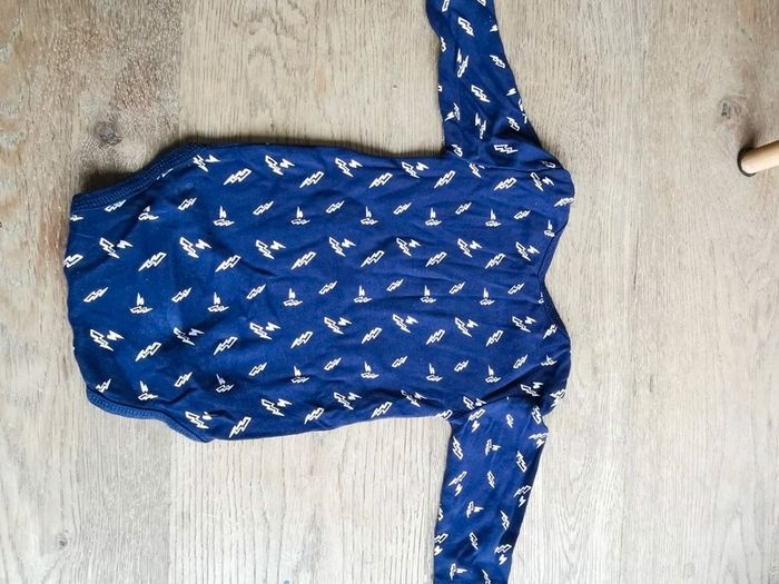 Lot Bodies ML 9mois super héro - photo numéro 4