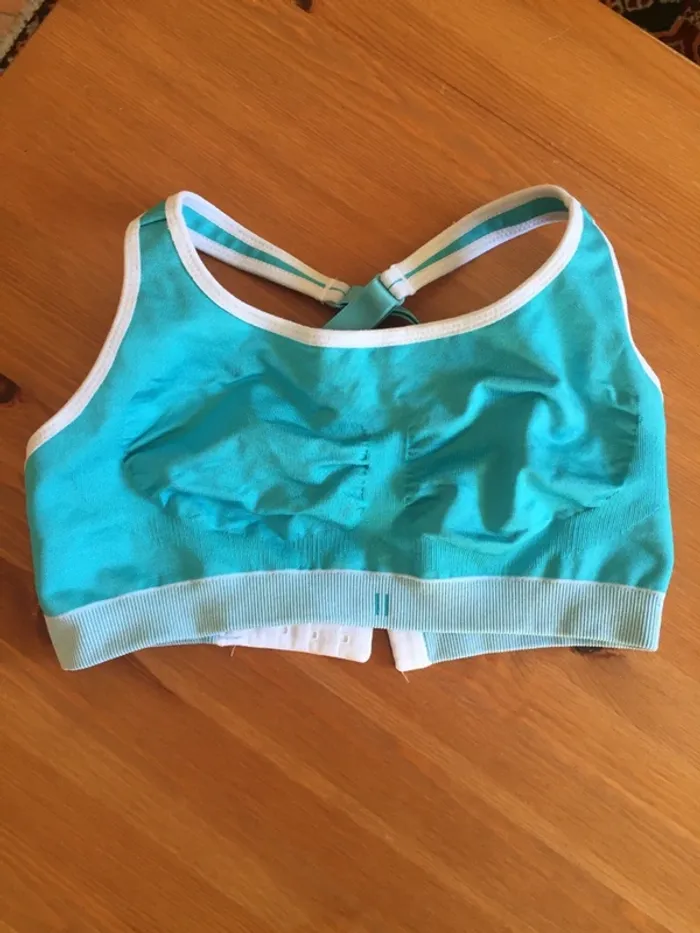 Brassière de sport en taille S