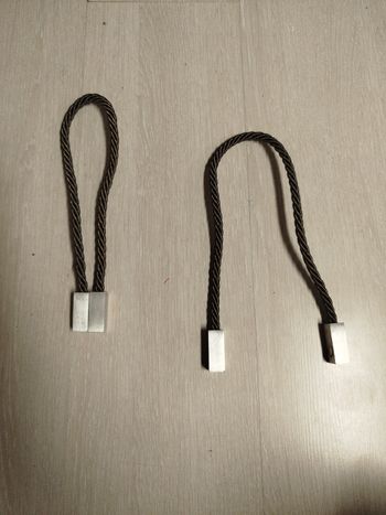 Accroches rideaux aimantés/ embrasse pour rideaux 