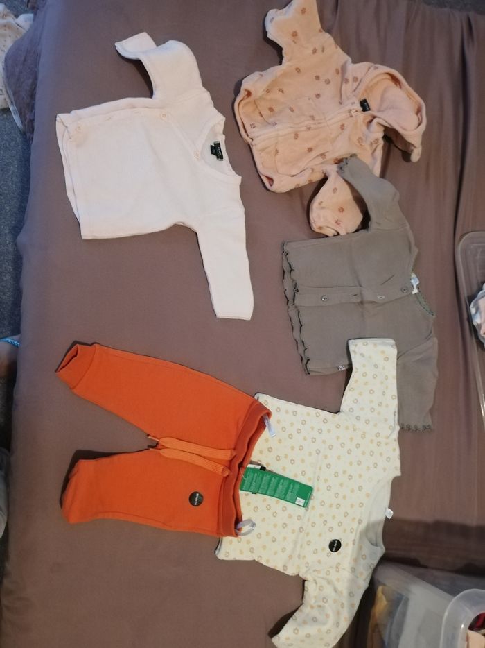 Vêtement bébé fille - photo numéro 2