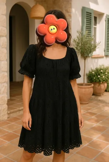 Robe ample femme noir en broderie anglaise taille unique