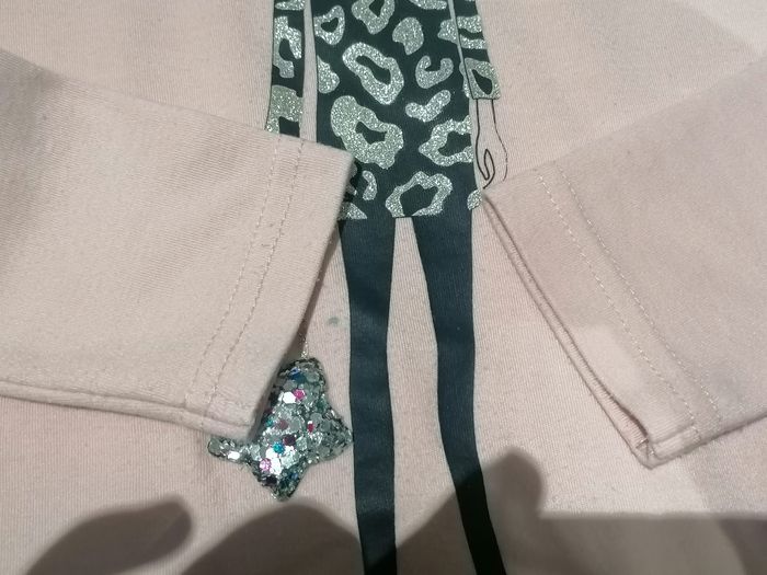 Sweat manches longues T 8 ans 👧🏻 - photo numéro 8