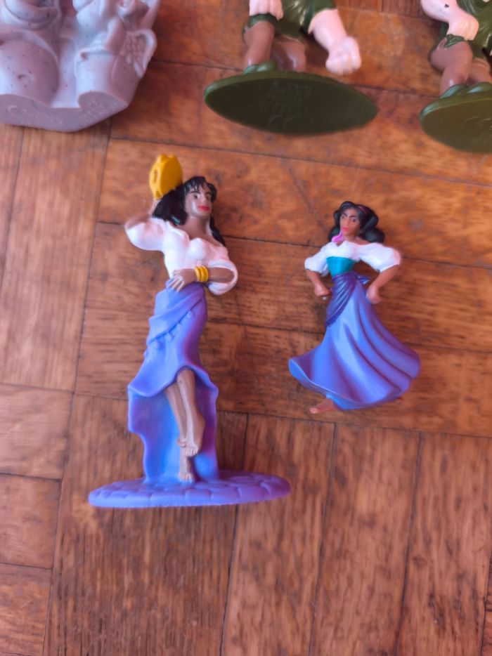 Lot figurines Disney le bossu de Notre-Dame - photo numéro 2