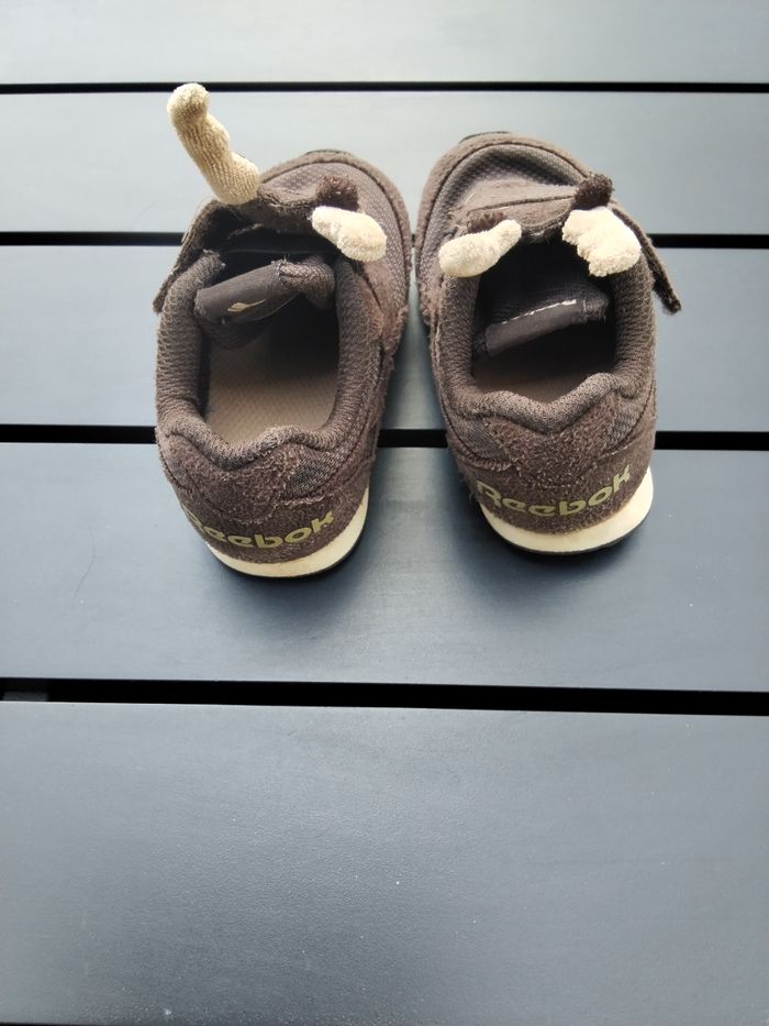 Baskets Reebok taille 20 - photo numéro 3