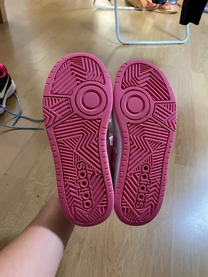 Adidas à scratch fille pointure 35 - photo numéro 8