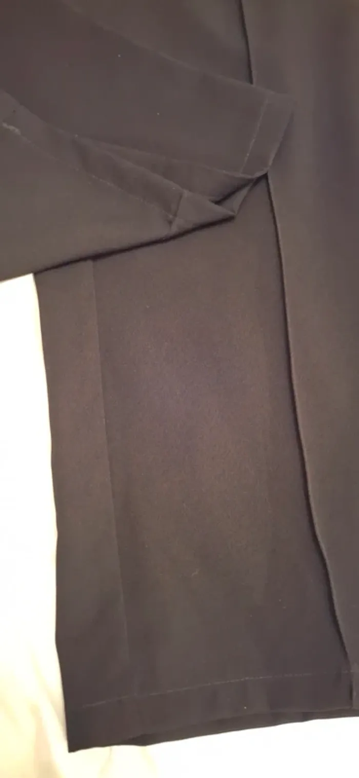 Pantalon noir jambes larges taille m - photo numéro 2