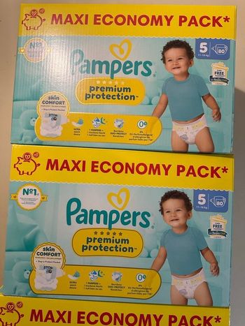 Lot 2 cartons couches Pampers premium protection taille 5 (2x80 couches)
