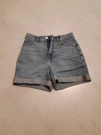 Short en jean bleu moyen