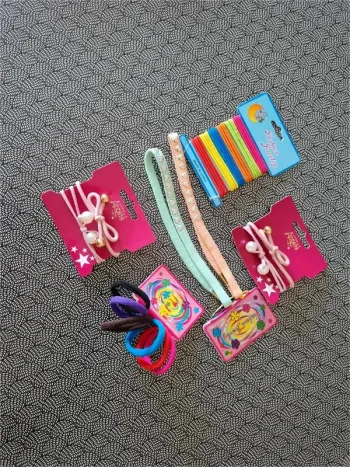 Lot accessoires cheveux filles