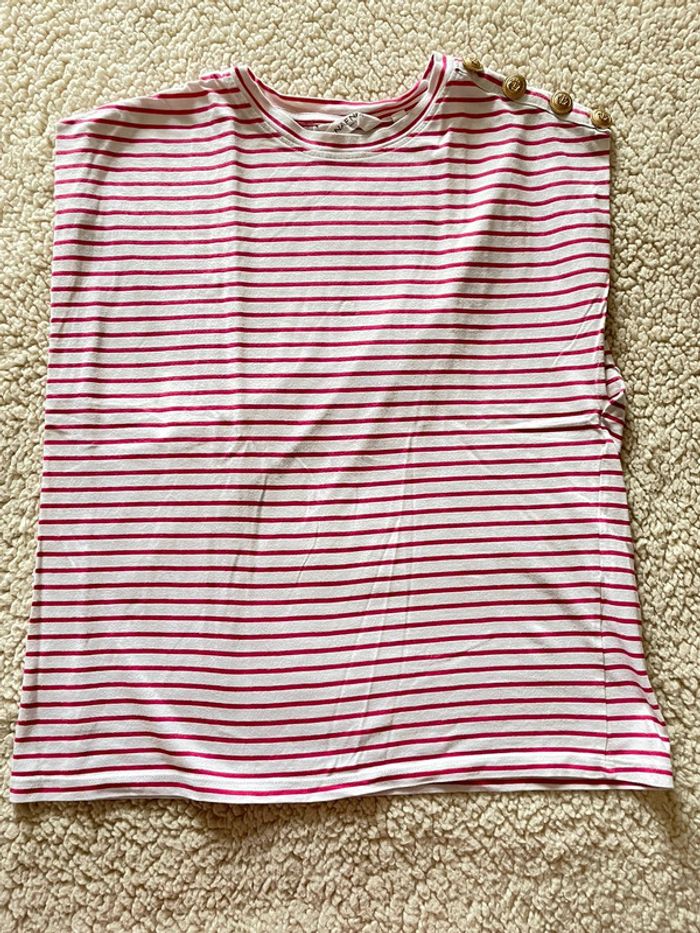 Tee shirt sans manches