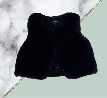Gilet fourrure Kiabi 1 mois