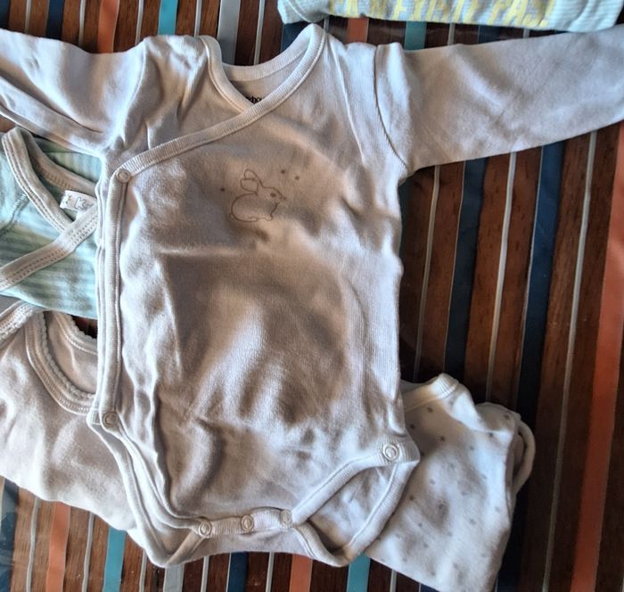 Lot de 6 bodies - 1 mois - photo numéro 3