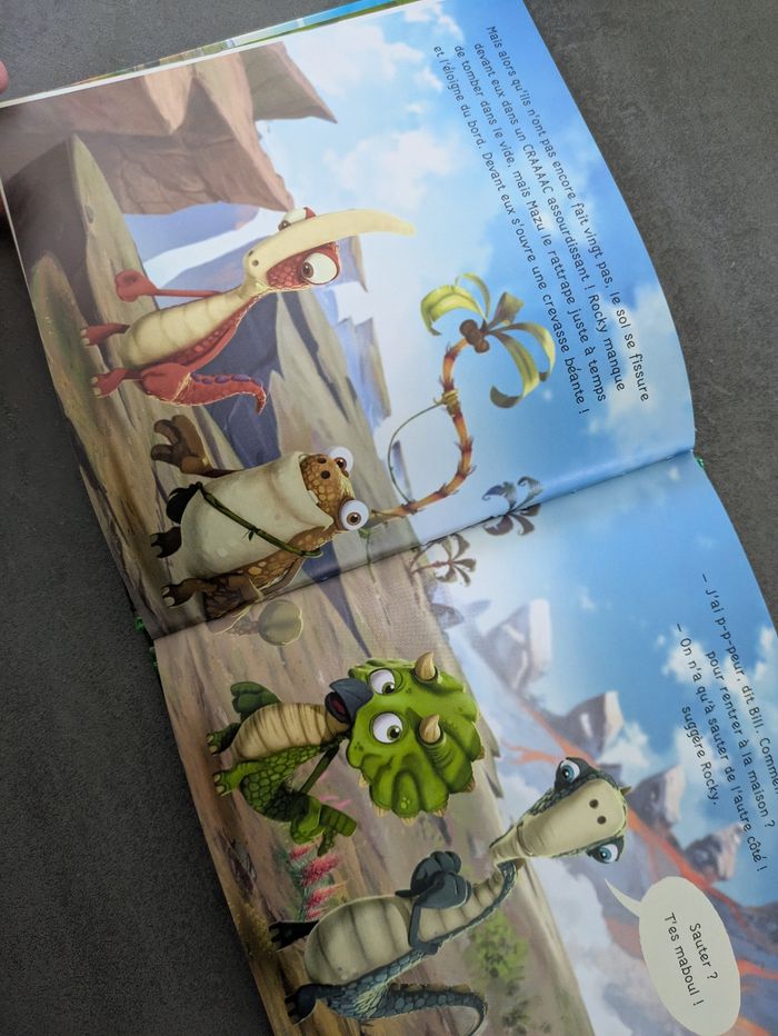Livre gigantosaurus - photo numéro 3