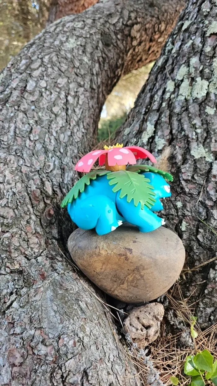 Super grande figurine Pokemon Nintendo Florizarre - photo numéro 8