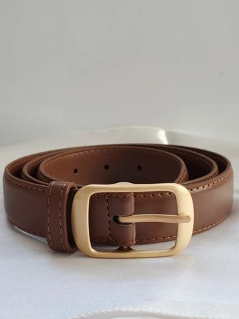 Ceinture en cuir pu Neuve très jolie 