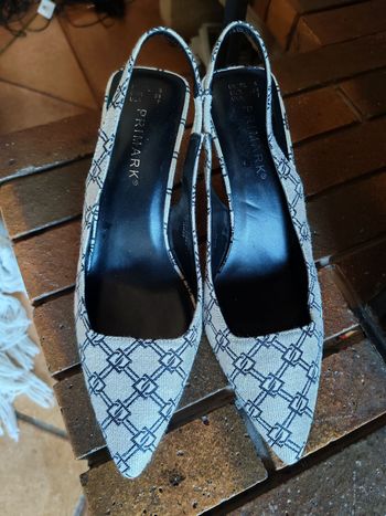 Escarpins à talons en tissu beige à motifs  pointure 38 Primark