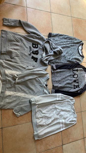 Lot de 5 sweat + 1 gilet taille M