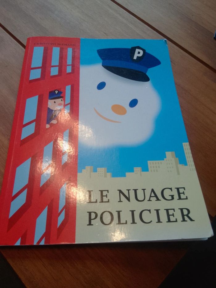 Le nuage policier