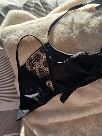 Haut de maillot Etam taille 40