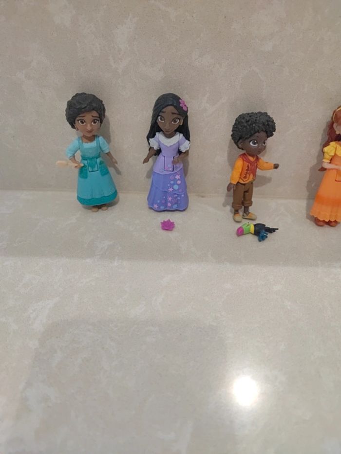 Famille Madrigal lot de figurine El canto Disney - photo numéro 3