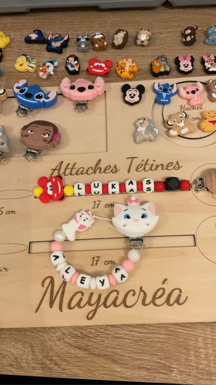Attache tétine personnalisée - photo numéro 4