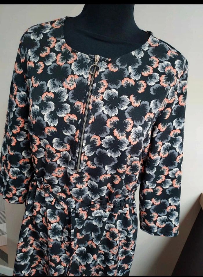 Jolie robe Camaïeu motif fleuri - photo numéro 2