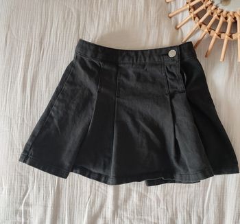 Jupe plissée noire H&M – 5/6 ans