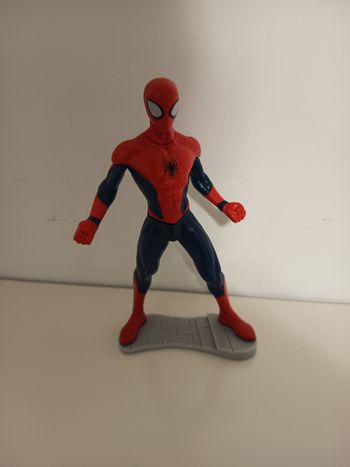 Figurine spiderman
