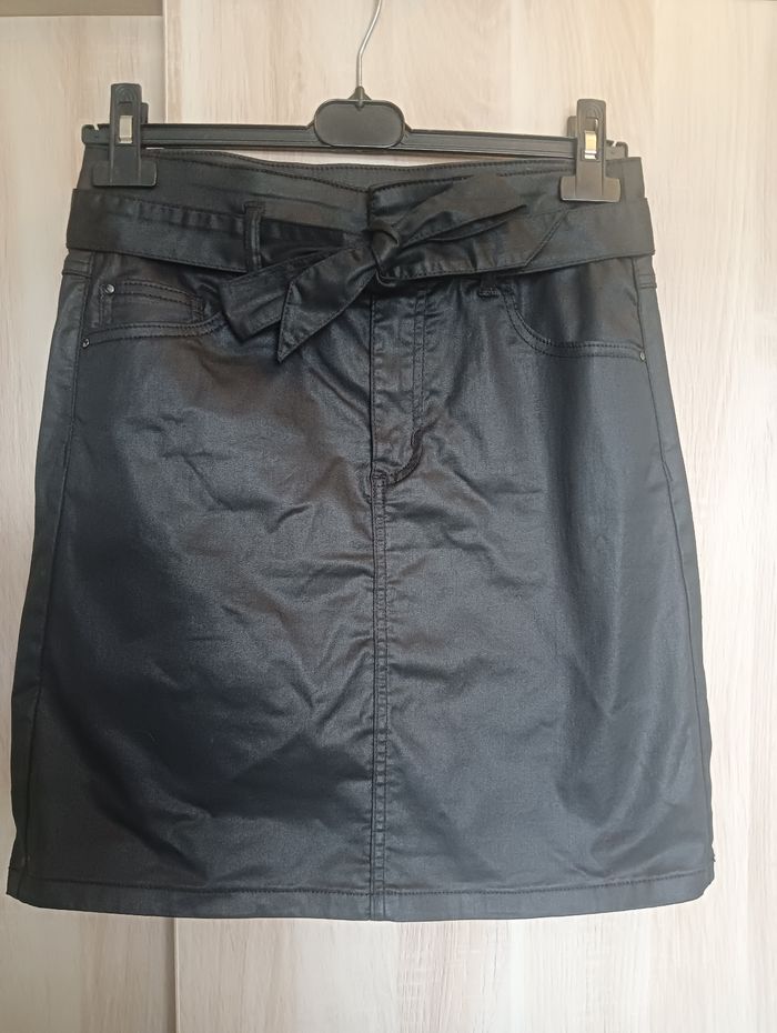 Jupe huilée cache-cache taille 38 - photo numéro 2