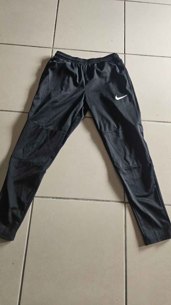 Bas survetement nike - photo numéro 4