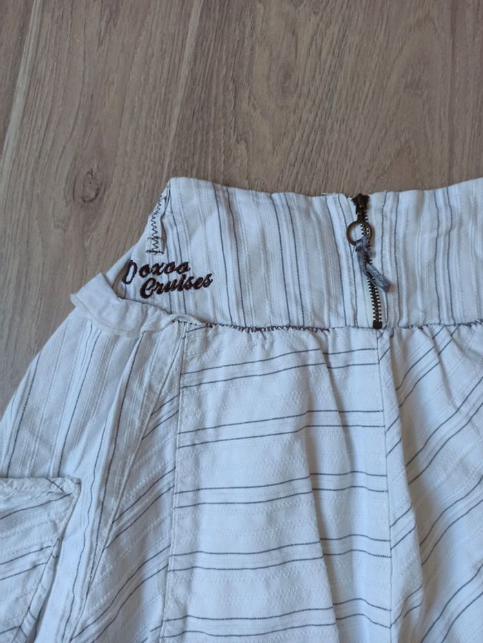 Col roulé Lila mademoiselle DDP 8 ans et jupe blanche ooxoo 10 ans élastique dans le dos - photo numéro 7