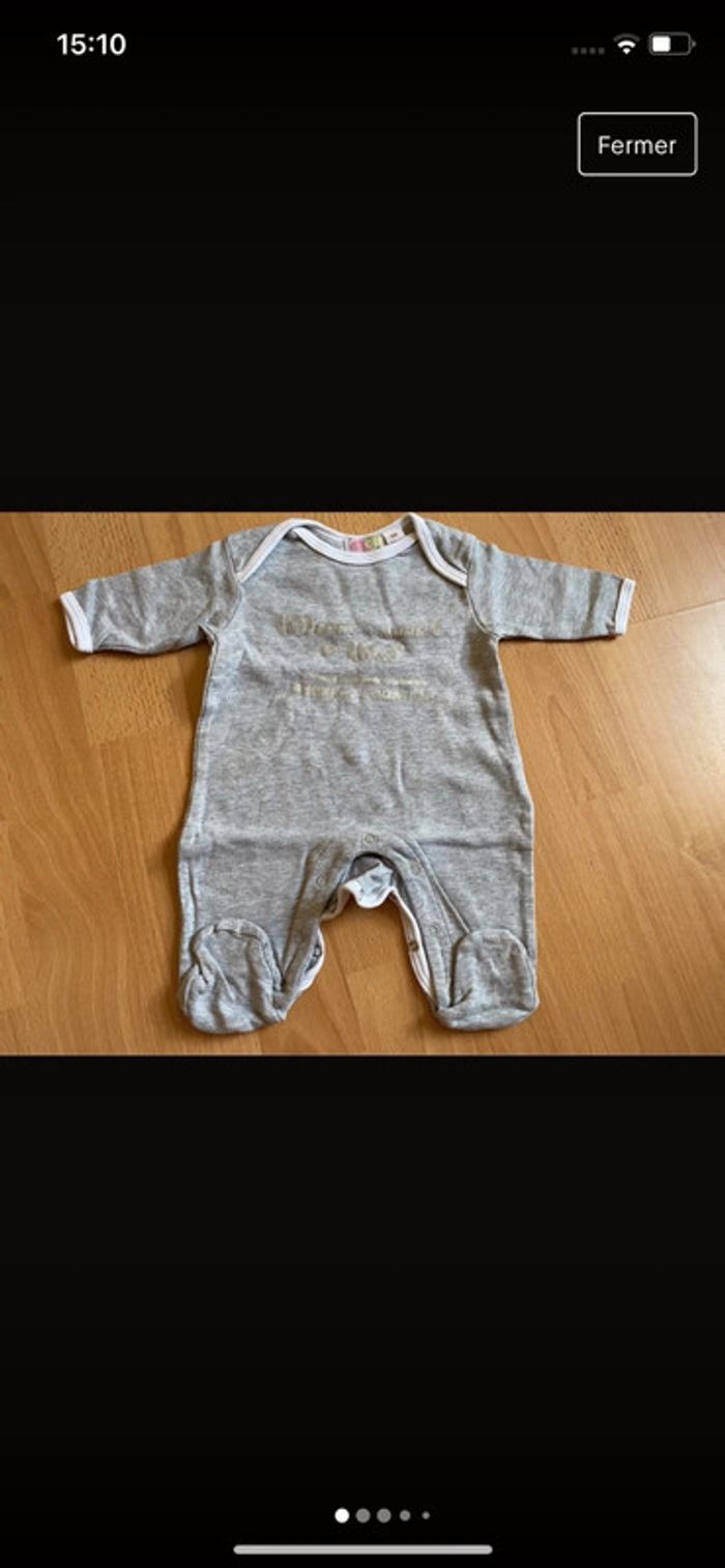 Lot de 4 pyjamas/grenouillères d’été T. naissance garçon TBE - photo numéro 3