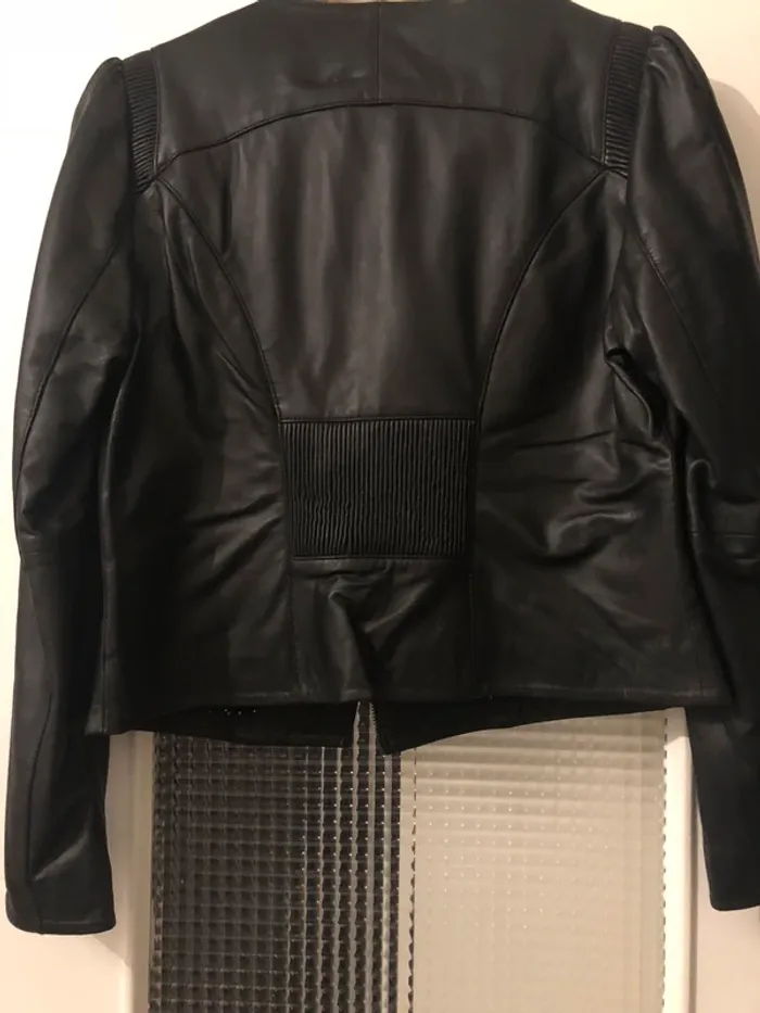 Veste en véritable cuir - photo numéro 2