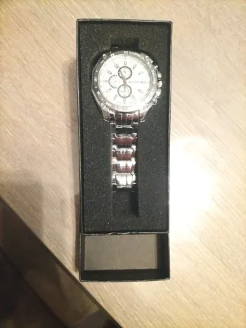 Montre neuve