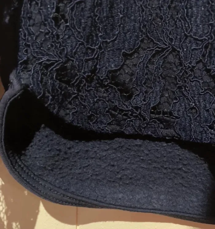 Sweat en dentelle bleu marine – H&M – Taille S - photo numéro 5