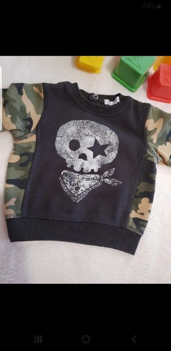 Sweat bébé taille 3 mois