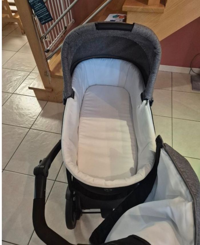 Poussette trio + base isofix - photo numéro 5