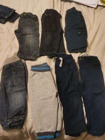 jeans/pantalons 6 mois